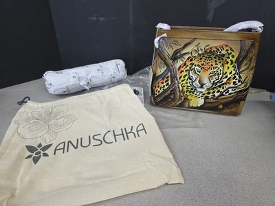 Anuschka Hand Painted Crossbody Organizer African Leopard Medium NWT & Dust Bag