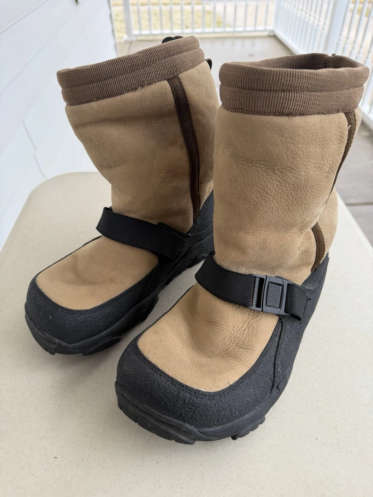 Cabela’s Alaskan Guide Brown Shearling Winter Snow Boots Men's Size 8M