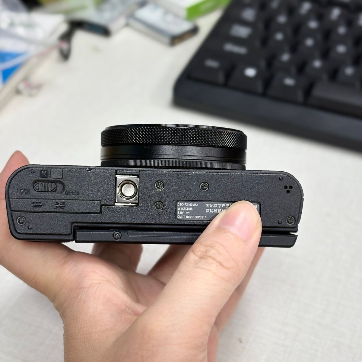 Sony Cyber-shot DSC-RX100 VA RX100M5A 20.1MP Digital Camera