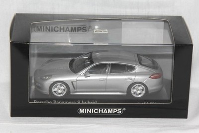 Minichamps 400068250 PORSCHE PANAMERA S HYBRID 2011 SILVER METALLIC Modell 1:43