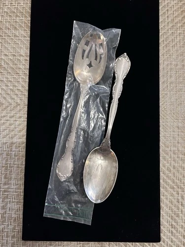 Vintage Lunt Solid Sterling Silver Serving Spoon Set No Mono 150grams