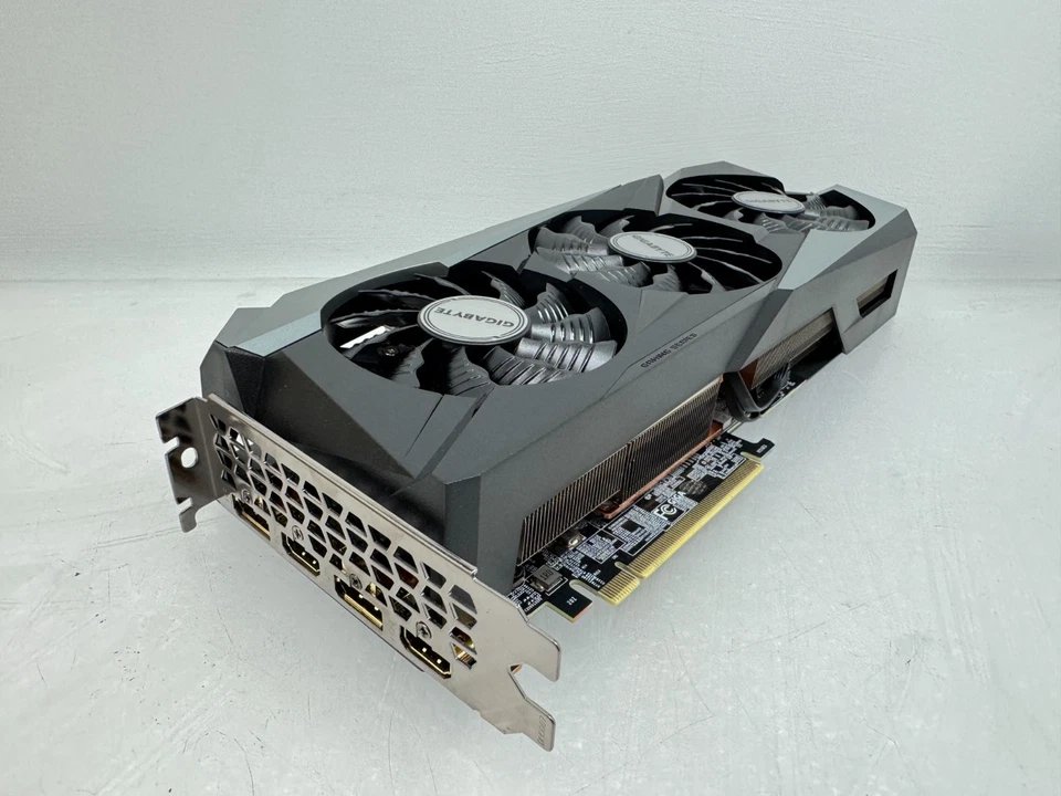 Gigabyte Nvidia RTX 3070 Ti 8GB OC GDDR6X Gaming Rev. 1.0 Graphics Card - Image 3 of 4