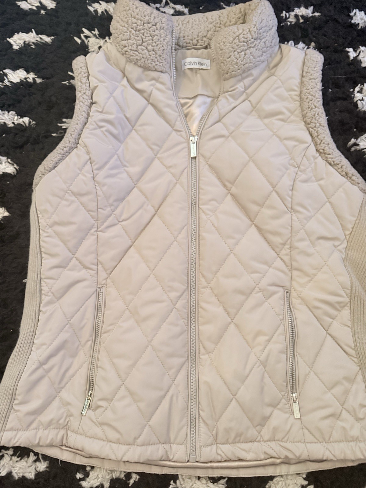 Calvin Klein Women's Performance Puffer Vest, Cream, Large Sherpa Lined