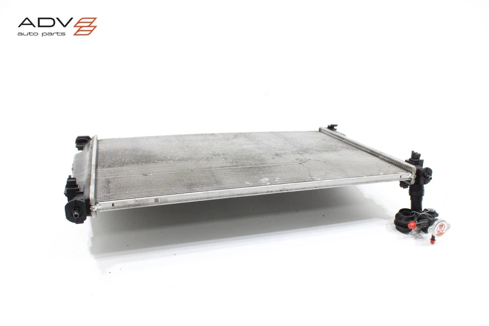 Toyota Venza 2021-2022 2,5 L motor refrigerante radiador de refrigeración OEM Foto 3 de 4