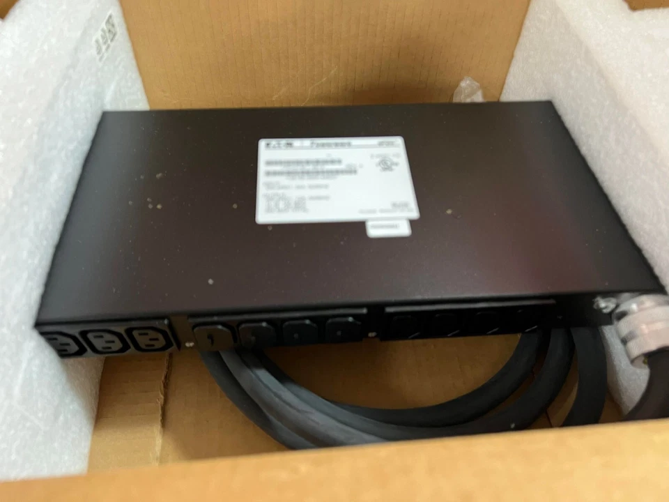 Eaton TPC2105-1-3613 Powerware PULIZZI ePDU 16-Outlet - Image 3 of 4