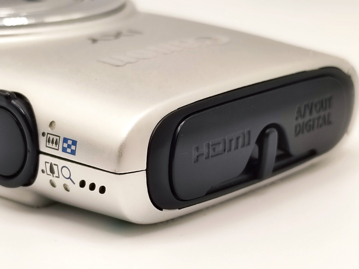 Canon Digital Camera IXY 610f Silver 12.1 Million Pixels 10x Canon Digital Camera IXY 610f Silver 12.1 Million Pixels 10x