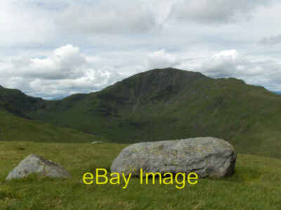 Photo 6x4 Boulders on Stiol nan Tarbh Dubh Choirein/NN6416 View across G c2006