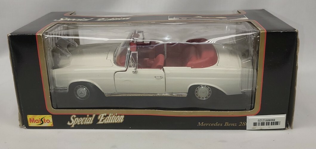 ミニカー Maisto Mercedes Benz 190 SL 1:18 1955 Mercedes Benz 190 SL 1:18 Scale Diecast Car Maisto Special