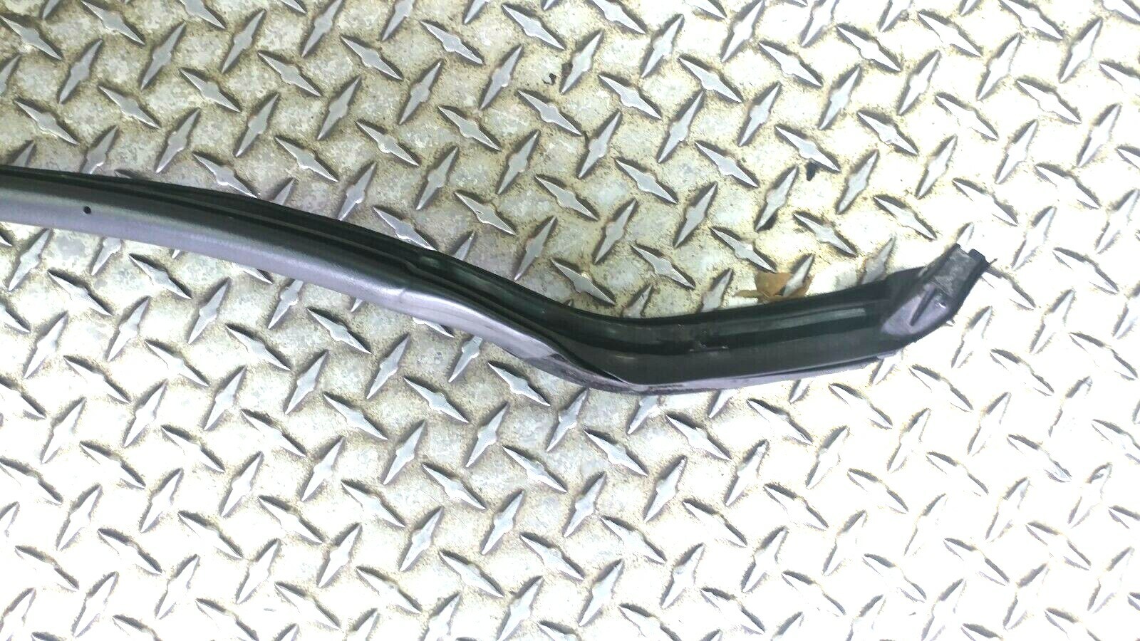 FERRARI 360 F430 SPIDER PARTS 125789 right SIDE DOOR SEAL ON BODY 66328200