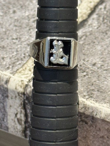 Vintage Onyx and Sterling Silver Men's Initial "L" Ring Size 8.75 - Picture 9 of 12