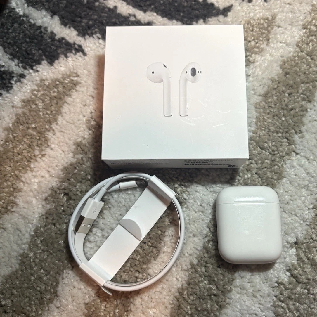 イヤホン Apple AirPods used Genuine Apple AirPods 2nd Generation Replacement Earbud (Right Ear