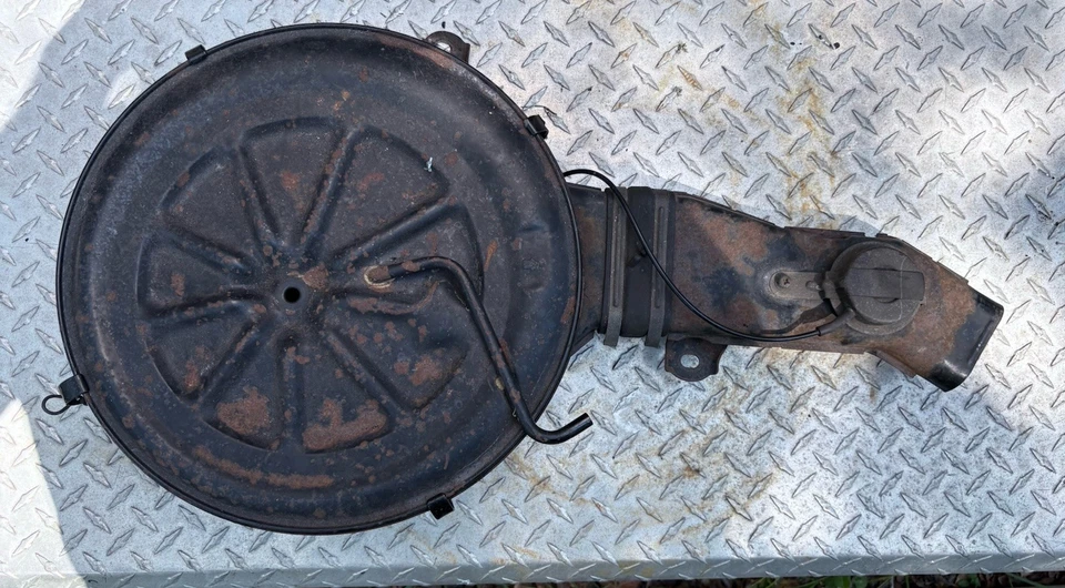 Filtro de admisión de filtro de aire inferior OEM con filtro Toyota Pickup/4Runner 22R Foto 2 de 4