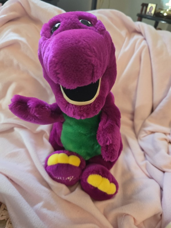 Vintage 1992 Barney Plush. Approximately 14.5 Inches Tall. The Lyons Group. 