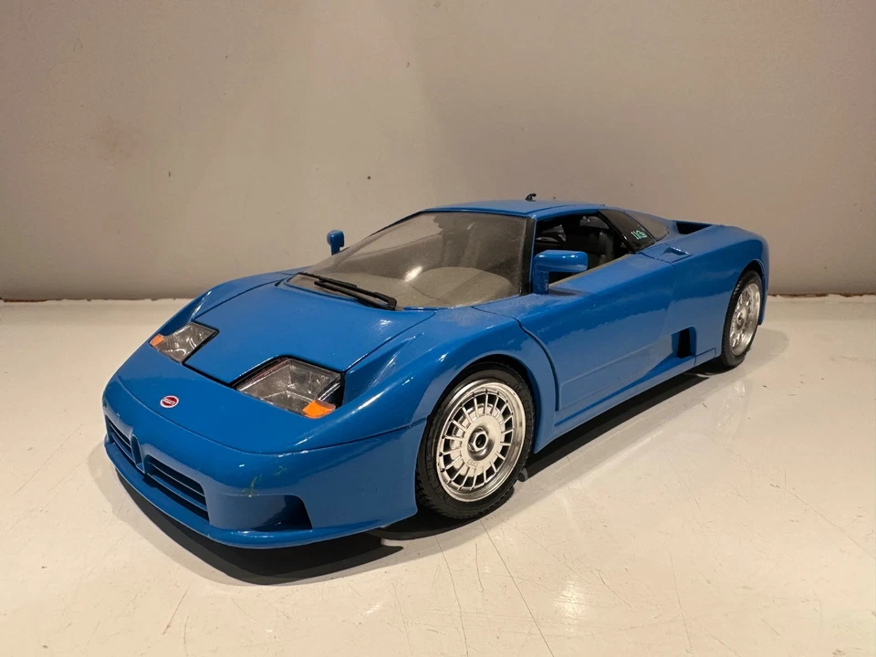 BURAGO 1/18 VOITURE BUGATTI 11 EB - Photo 4/4