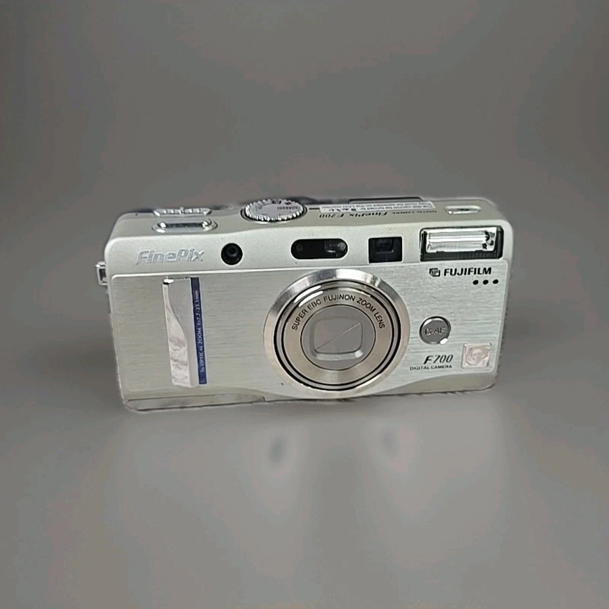 美品！ 動作品 平成レトロ Y2K FUJIFILM FinePix F700 美品！ 動作品 平成レトロ Y2K FUJIFILM FinePix F700 富士フイルム