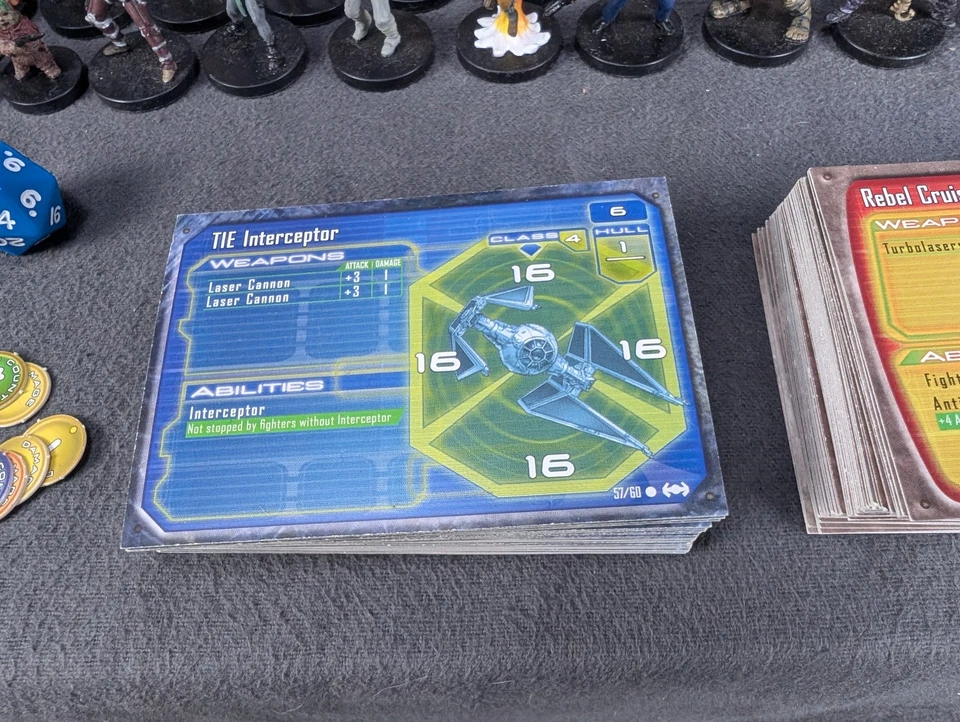 Star Wars Miniatures: Starship Battles - CONJUNTO MASIVO de naves/figuras/tarjetas, etc. Foto 4 de 4