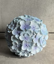 Deko Kugel Figur Kunststein Hortensie Blüten Blumen Blau & Lila Landhaus Shabby
