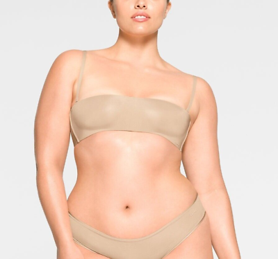 SKIMS Wireless form Strapless Bra Sand Cream Size 30 C SOLD OUT BA-BAN-2630  NWT