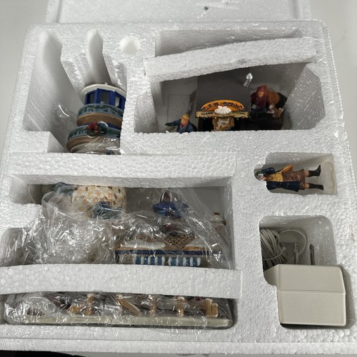 Lemax Holiday Christmas Village Classic 12 Piece Foggy Point Lighthouse 2001 - Picture 2 of 24