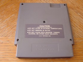 Rush'n Attack (Nintendo Entertainment System, 1987) autentico testato 5 viti NES