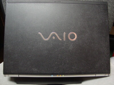 Sony VGN-SZ240P Intel 2Ghz/2GB/120GB HD/Nvidia/Wifi/Bluetooth