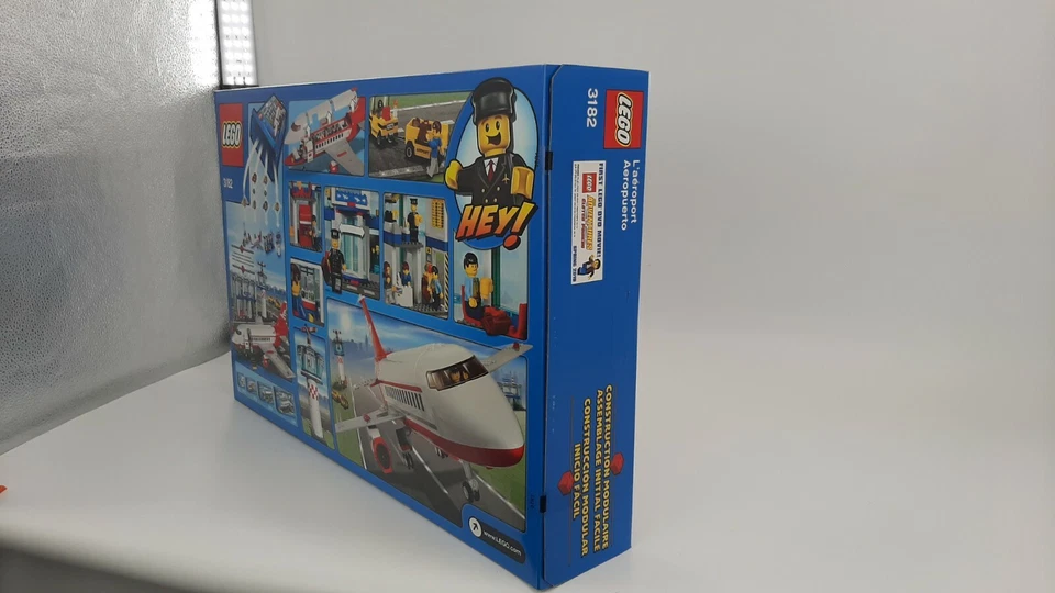  LEGO 3182 City Airport  - Image 3 of 4