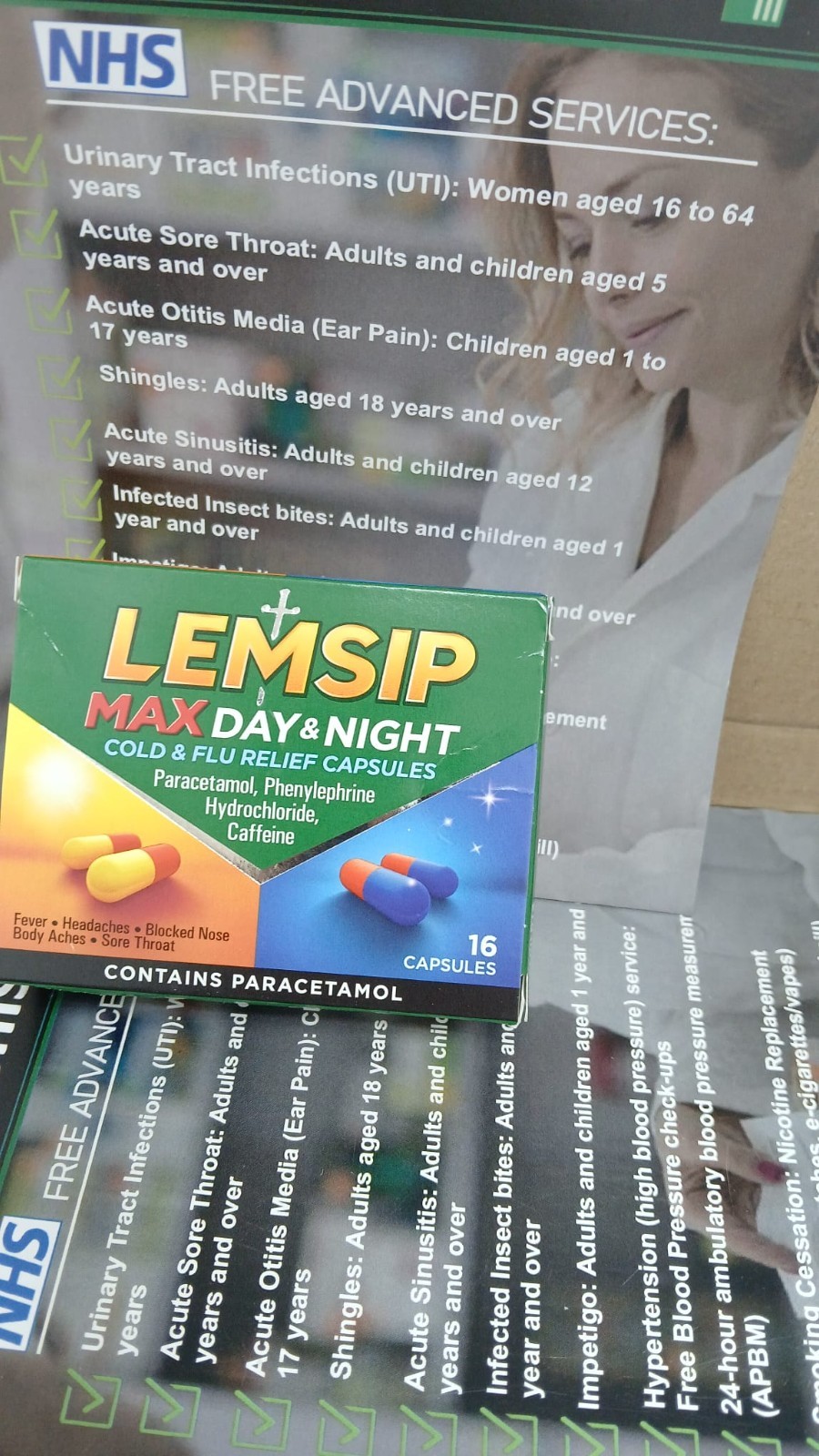 Lemsip Max Day & Night Cold and Flu Relief Capsules (Pack of 16)