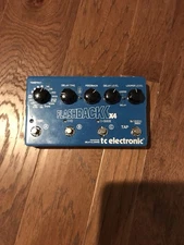 TC Electronic Flashback X4 Looper Guitar Effect Pedal