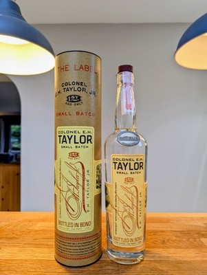 Leere E.H. Taylor Small Batch Flasche & Tube - Buffalo Trace London 2026 Medaille
