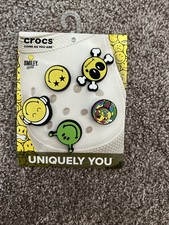 Crocs Uniquely You Smiley Smile Face Alien Star Eyes Jibbitz Charms 5 Pack New