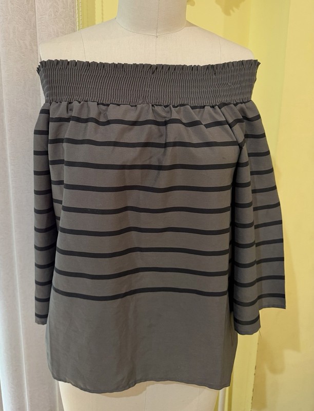 Walter Baker Off The Shoulder Black And Grey Blouse Long Sleeve Size Medium