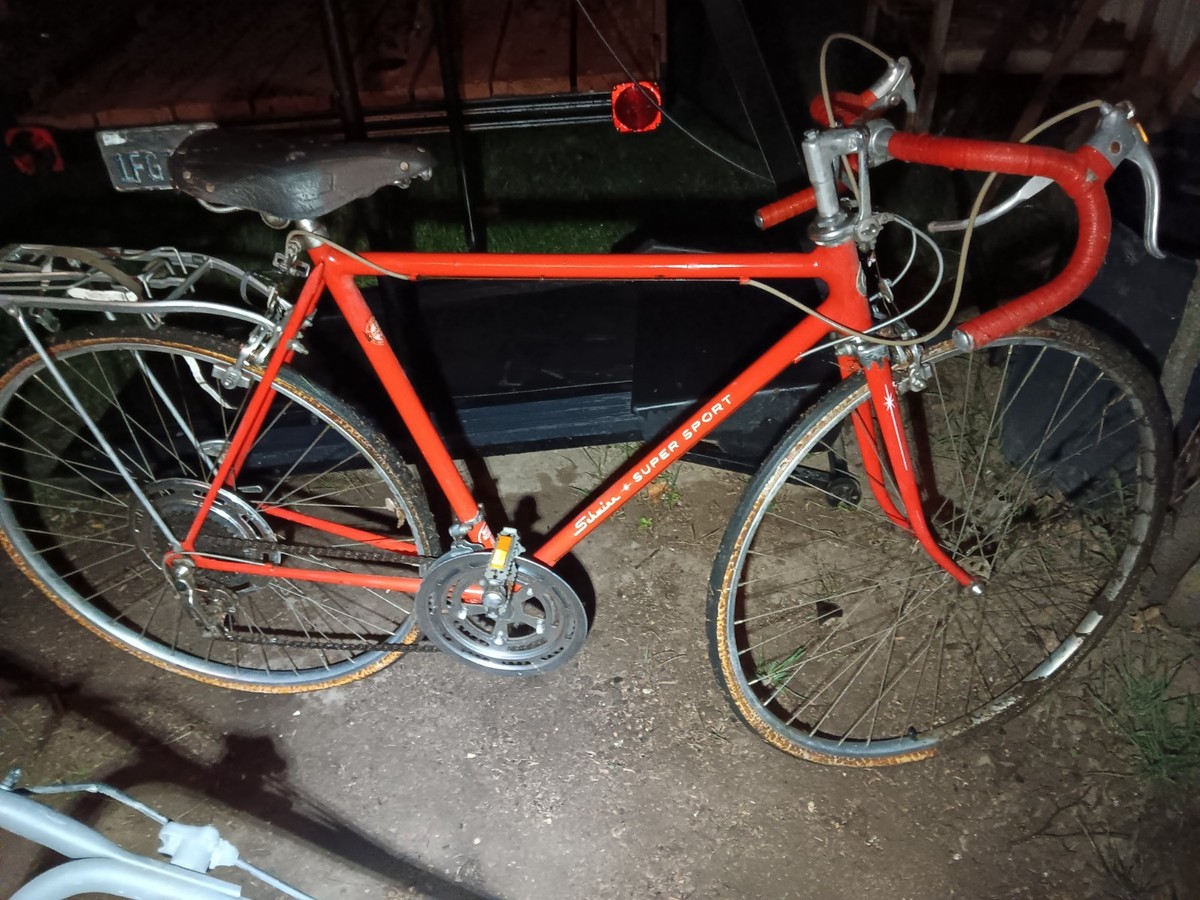 1980s SCHWINN WORLD SPORT MENS 10 SPEED ALL ORIGINAL BODY SUPER