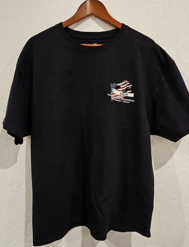 Hanes XL USS Arizona Pearl Harbor T-shirt Men