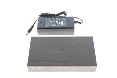 TP-Link TL-SF1008P 8-Port-10/100Mbit/s-Desktop-Switch mit 4 PoE-Ports
