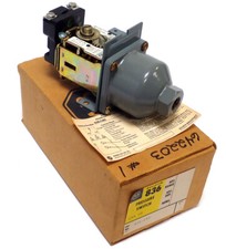 ALLEN BRADLEY 836-C60 PRESSURE CONTROL STYLE C EXTERNAL BELLOWS 65psi, NOS!