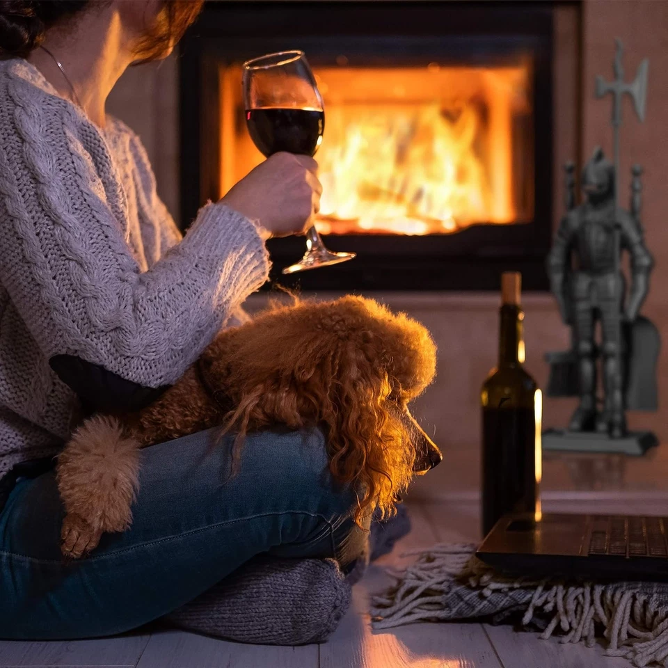 Relaxdays Accessori Da Camino Con Cavaliere, Set Da 4, in Ghisa, Paletta, Scopin - Immagine 3 di 4