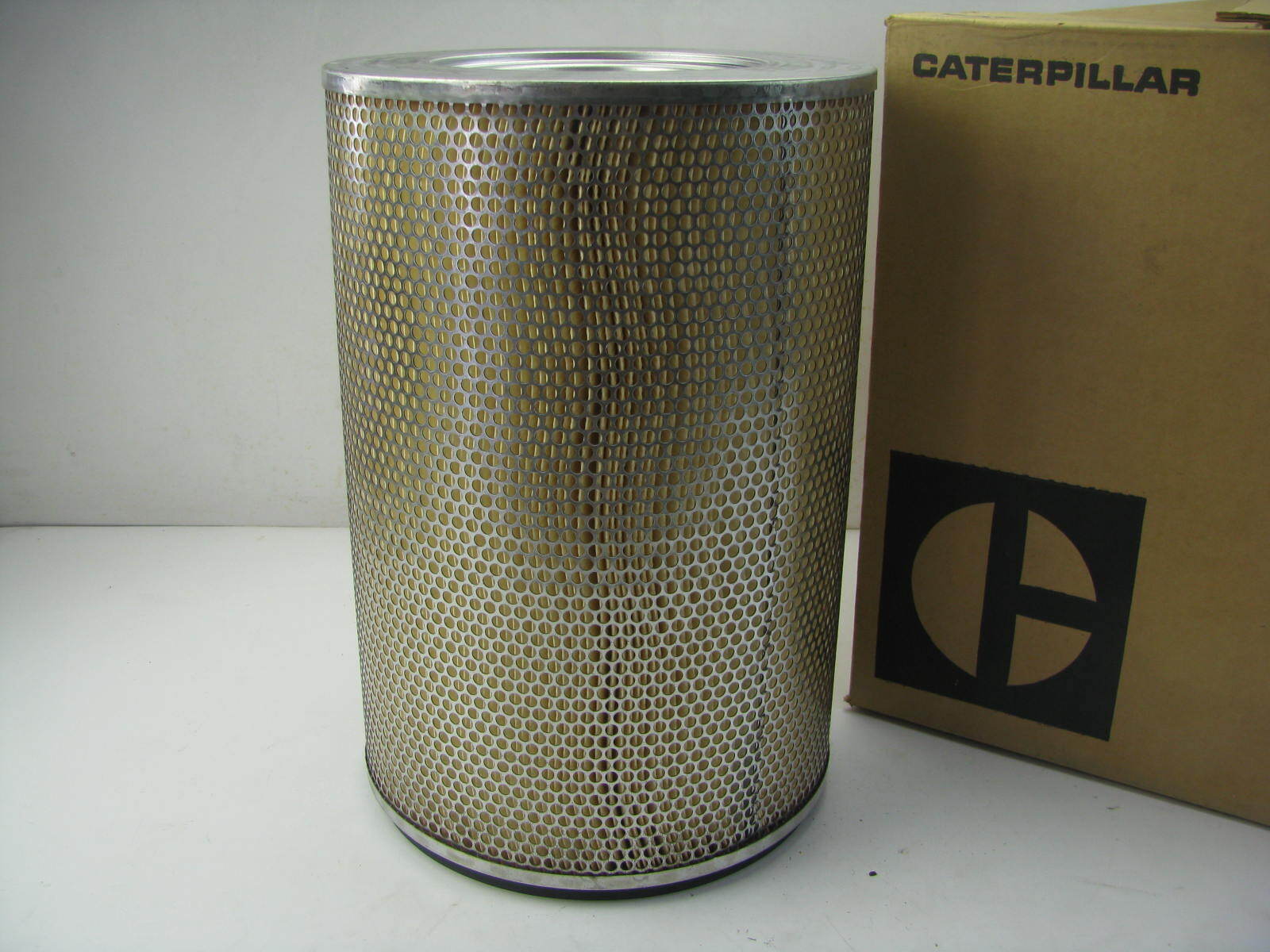 NEW - OEM 7M9045 Air Filter (Replaces Wix 42045) For CAT