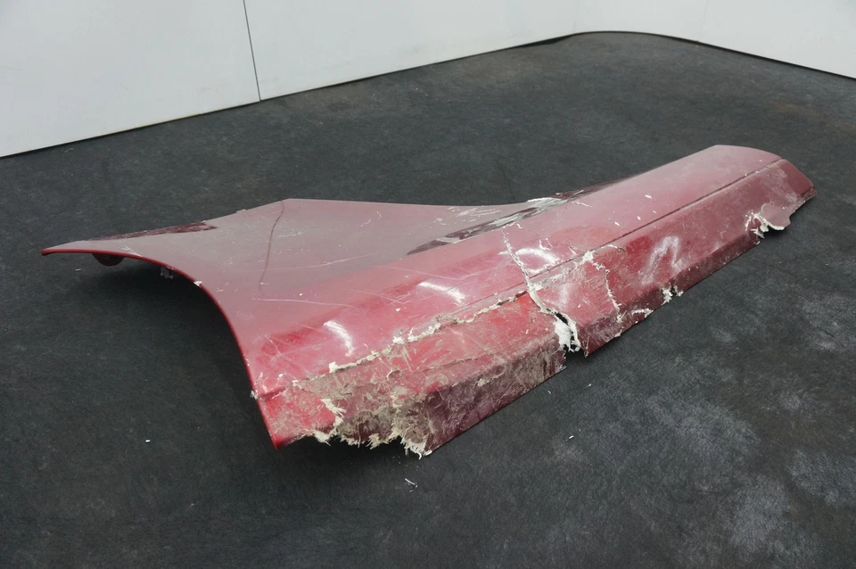 Moldura basculante de faldón lateral inferior trasero derecho 11A0496CP McLaren 650S 2015-17 *Nota Foto 3 de 4