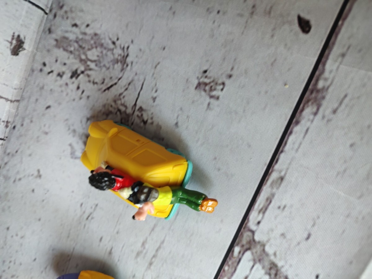 Goof Troop Goofy Movie Bowler Car Action Figure Toys 1992 Goof Troop Goofy Movie Bowler Car Action Figure Toys 1992
