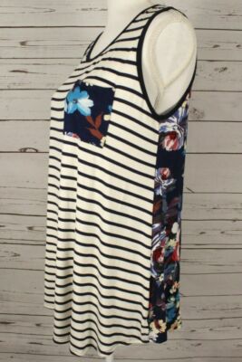 E. Luna Navy Striped Floral Contrast Back Boutique Top Knit Tee Tank Womens L