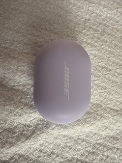 Bose Quiet Comfort earbuds. Great Clean Case. Amazing Sound Quality