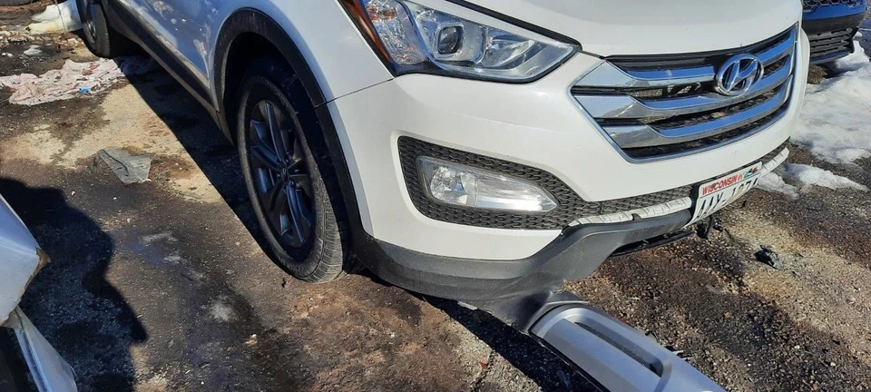 Rueda deportiva de aleación 17x7 de 10 radios para 13-16 SANTA FE 4221200 Foto 4 de 4