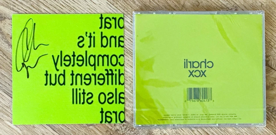 NEW RARE SIGNED Charli XCX - BRAT BUT ITS COMPLETELY DIFFERENT CD — 第 2/2 张图片