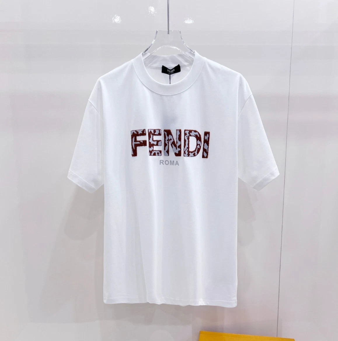 25+ Fendi Short Sleeve White Shirts for Men for sale | Updated Oct