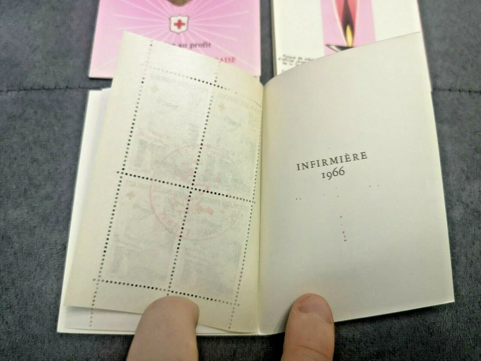 ⭐ Carnet CROIX-ROUGE 1966, Timbres Oblitérés 1er Jour 2 Tampons Excellent État ⭐ - Photo 3/3