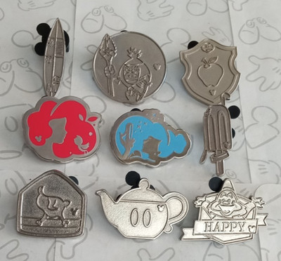 2018 Hidden Mickey WDW DLR Choose a Disney Pin