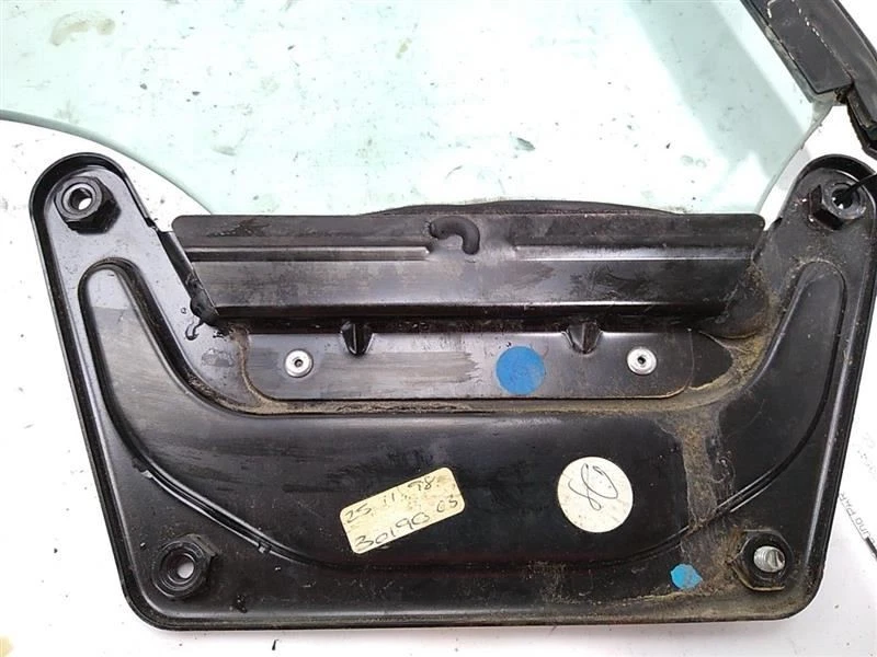 97 98 99 00 01 02 03 04 05 06 Jaguar XK8 XKR Rear Right Pass Quarter Glass 51K - Image 2 of 4