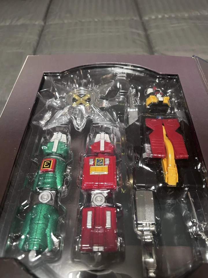 Toynami Voltron Lion Force 20 Aniversario Obra Maestra Coleccionistas Set Foto 3 de 4