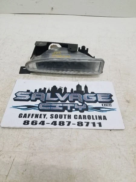 司机左角/公园灯雾灯适用于 97-04 REGAL 200422 — 第 2/4 张图片