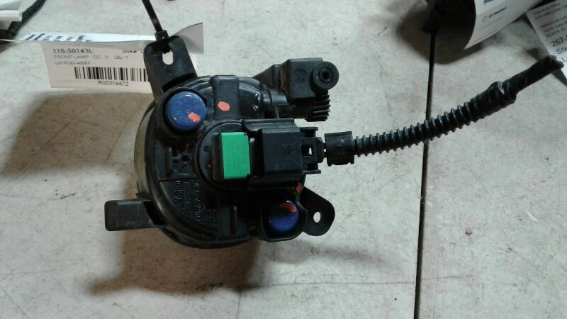 Luz de estacionamiento/esquina del conductor montada para parachoques antiniebla para AUDI A5 319472 08-12 Foto 3 de 4